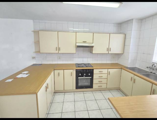 2 BEDROOM APARTMENT FOR SALE IN NEW REDRUTH